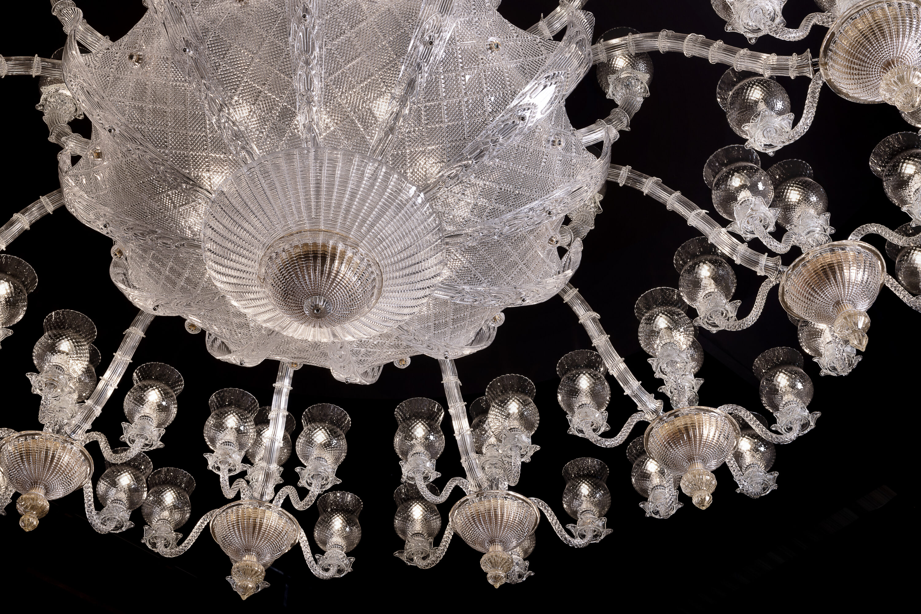 iDOGI Venere Chandelier