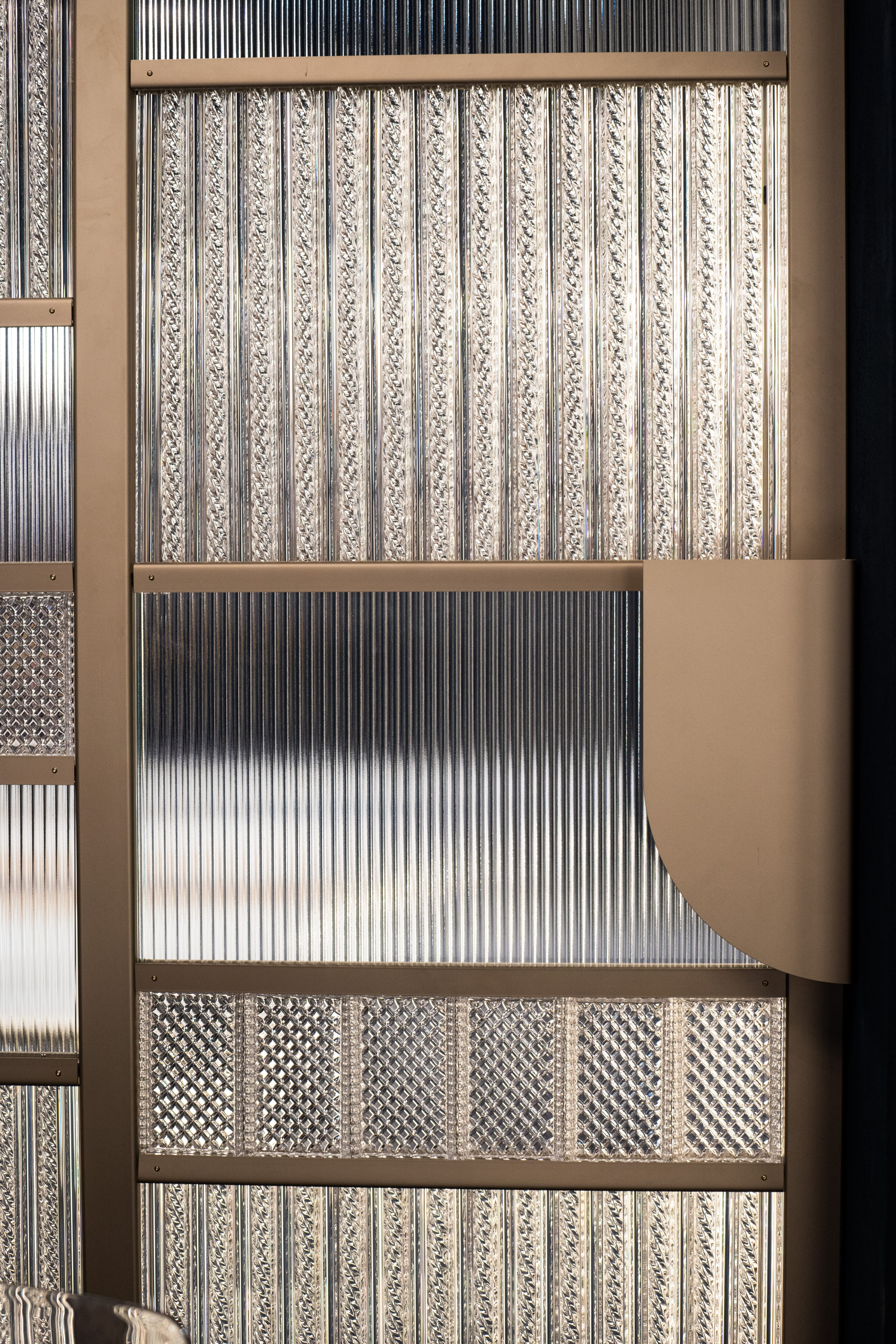 iDogi - iDOGI New York partition detail